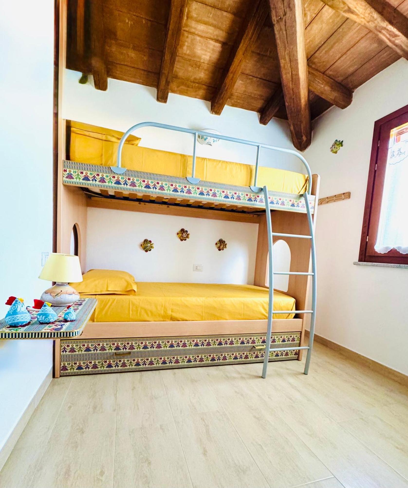 Villa Nadia Con Piscina Privata Budoni ตาเนาเนลลา ภายนอก รูปภาพ